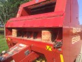 NEW HOLLAND 688 AUTO TIE BELT BALER ROUND